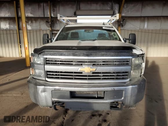 ✅ 2017 Chevrolet Silverado 2500HD Work Truck • VIN: 1GB0CUEG0HZ242349 • Лот: 43860625. Опубликован ранее на Copart с пробегом 238 945 миль. Бесплатный доступ к архиву аукционных продаж из США и подробный отчёт об истории автомобиля на DreamBid. Изображение 5.