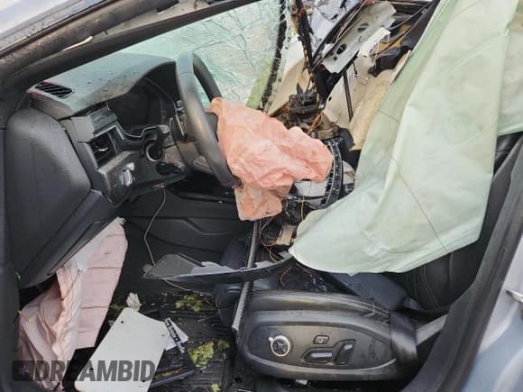 ✅ 2019 Audi S5 Sportback Prestige • VIN: WAUC4CF5XKA080438 • Lot: 71517325. Listed on Copart with Not provided. Free auction sales archive from the USA and detailed vehicle history report at DreamBid. Image 7.