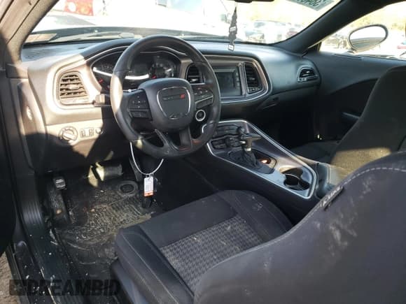 ✅ 2016 Dodge Challenger SXT Plus • VIN: 2C3CDZAG2GH113850 • Lot: 38487133. Wystawiony na Copart z przebiegiem 34 857 mil. Bezpłatny archiwum sprzedaży aukcyjnych z USA i szczegółowy raport historii pojazdu na DreamBid. Zdjęcie 8.