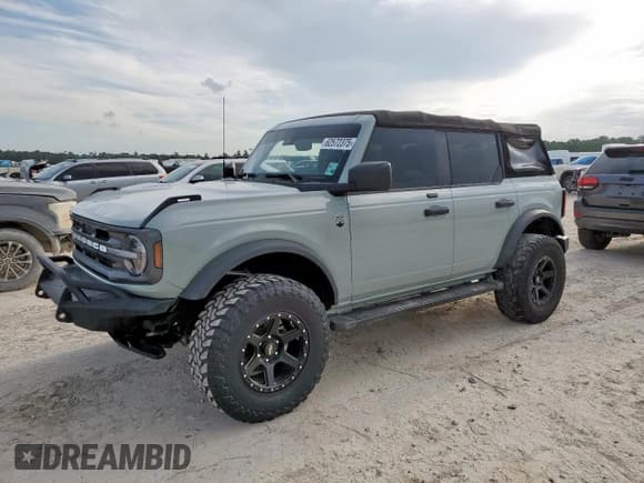 ✅ 2021 Ford Bronco • VIN: 1FMDE5BHXMLA96979 • Лот: 62572375. Опубликован ранее на Copart с пробегом 20 893 миль. Бесплатный доступ к архиву аукционных продаж из США и подробный отчёт об истории автомобиля на DreamBid. Изображение 1.