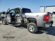 ✅ 2008 Chevrolet Silverado 2500HD Work Truck • VIN: 1GCHK23KX8F132780 • Lot: 73304354. Wystawiony na Copart z przebiegiem 122 692 mil. Bezpłatny archiwum sprzedaży aukcyjnych z USA i szczegółowy raport historii pojazdu na DreamBid. Zdjęcie 2.