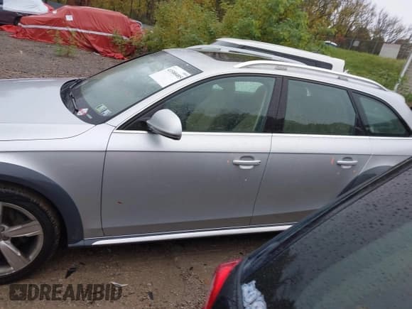 ✅ 2013 Audi allroad A4 Premium Plus • VIN: WA1UFAFL5DA109717 • Lot: 43580405. Listed on IAAI with 154,702 mi. Free auction sales archive from the USA and detailed vehicle history report at DreamBid. Image 14.