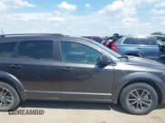 ✅ 2018 Dodge Journey SE • VIN: 3C4PDCAB6JT535309 • Lot: 43100516. Wystawiony na IAAI z przebiegiem 126 304 mil. Bezpłatny archiwum sprzedaży aukcyjnych z USA i szczegółowy raport historii pojazdu na DreamBid. Zdjęcie 13.
