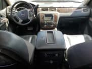 ✅ 2011 GMC Yukon XL Denali • VIN: 1GKS2MEF1BR398071 • Lot: 56171705. Wystawiony na Copart z przebiegiem 163 775 mil. Bezpłatny archiwum sprzedaży aukcyjnych z USA i szczegółowy raport historii pojazdu na DreamBid. Zdjęcie 8.