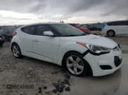 ✅ 2013 Hyundai Veloster w/Black Int • VIN: KMHTC6AD6DU103541 • Lot: 84278484. Wystawiony na Copart z przebiegiem 65 259 mil. Bezpłatny archiwum sprzedaży aukcyjnych z USA i szczegółowy raport historii pojazdu na DreamBid. Zdjęcie 4.