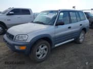 ✅ 1998 Toyota RAV4 • VIN: JT3HP10V2W0178313 • Lot: 43066973. Listed on IAAI with 293,113 mi. Free auction sales archive from the USA and detailed vehicle history report at DreamBid. Image 2.
