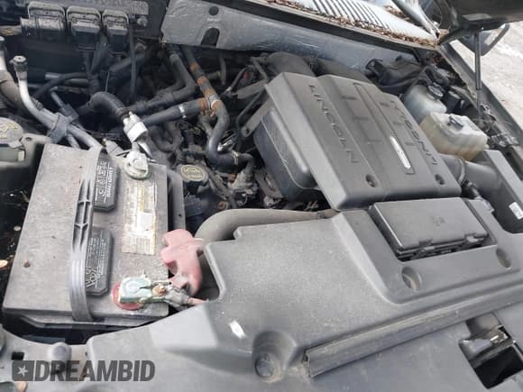 ✅ 2014 Lincoln Navigator • VIN: 5LMJJ3J56EEL04885 • Lot: 42051762. Listed on IAAI with 162,851 mi. Free auction sales archive from the USA and detailed vehicle history report at DreamBid. Image 10.