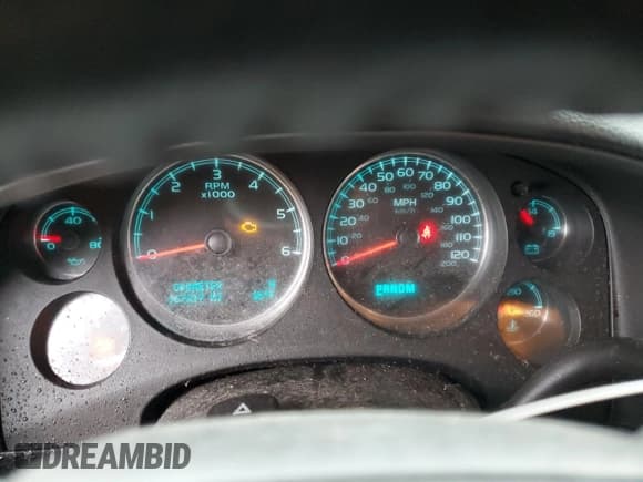 ✅ 2009 Chevrolet Suburban LS • VIN: 1GNFC16J59R300060 • Lot: 64575194. Listed on Copart with 167,217 mi. Free auction sales archive from the USA and detailed vehicle history report at DreamBid. Image 9.