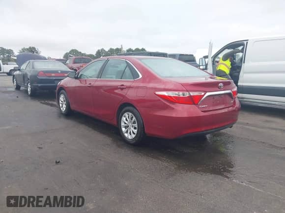 2015 Toyota Camry SE с VIN 4T1BF1FK2FU915676, выставлен на аукционе IAAI как лот 43382844 с пробегом 123 734 миль миль и . История ставок и продаж доступна на DreamBid. Изображение 3.