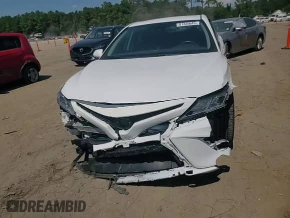 2020 Toyota Camry SE with VIN 4T1G11AK8LU968115, listed as a Copart auction lot 81325645 with 103,714 mi miles and Salvage title. Bid and sale history available at DreamBid. Image 13.