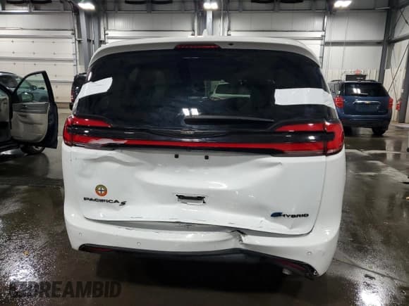 ✅ 2022 Chrysler Pacifica Hybrid Limited • VIN: 2C4RC1S7XNR202971 • Lot: 86085715. Wystawiony na Copart z przebiegiem 40 072 mil. Bezpłatny archiwum sprzedaży aukcyjnych z USA i szczegółowy raport historii pojazdu na DreamBid. Zdjęcie 6.