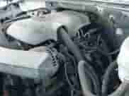 2005 Chevrolet Suburban LS z VIN 1GNFK16ZX5J202174, wystawiony jako IAAI lot #42670445 z przebiegiem 228 129 mil mil oraz . Historia ofert i sprzedaży dostępna na DreamBid. Obrazek 16.