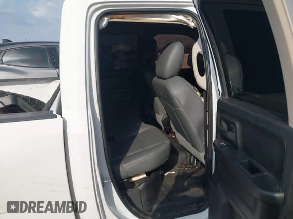 ✅ 2019 Ram 1500 Tradesman • VIN: 1C6RR6FG7KS630276 • Lot: 43049405. Listed on IAAI with 104,053 mi. Free auction sales archive from the USA and detailed vehicle history report at DreamBid. Image 8.