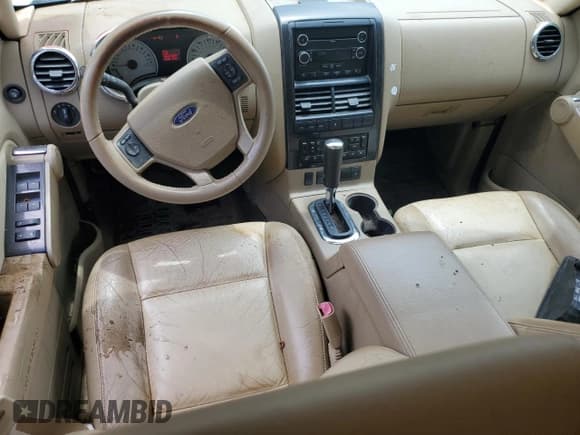 ✅ 2008 Ford Explorer Sport Trac Limited • VIN: 1FMEU33EX8UB34128 • Лот: 61636025. Опубликован ранее на Copart с пробегом 101 456 миль. Бесплатный доступ к архиву аукционных продаж из США и подробный отчёт об истории автомобиля на DreamBid. Изображение 8.