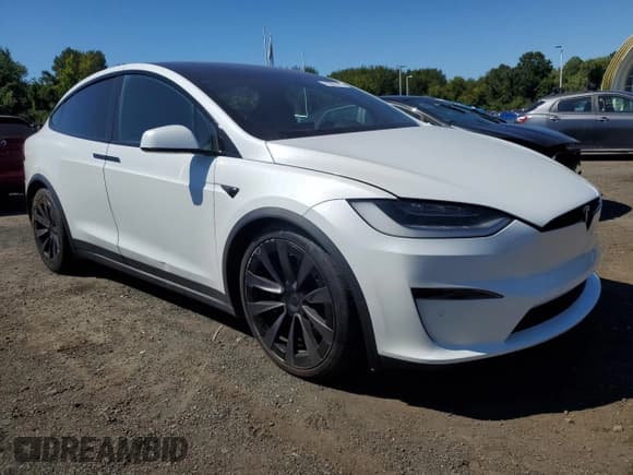 ✅ 2022 Tesla Model X Plaid • VIN: 7SAXCBE64NF336714 • Lot: 70091875. Wystawiony na Copart z przebiegiem 26 198 mil. Bezpłatny archiwum sprzedaży aukcyjnych z USA i szczegółowy raport historii pojazdu na DreamBid. Zdjęcie 4.