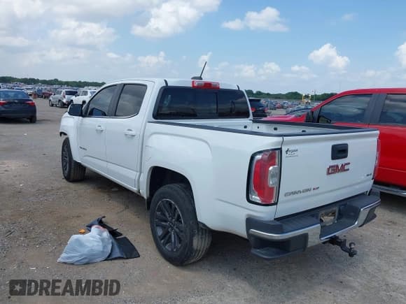 ✅ 2020 GMC Canyon 2WD SLE • VIN: 1GTG5CEN5L1252525 • Lot: 42746858. Listed on IAAI with 102,909 mi. Free auction sales archive from the USA and detailed vehicle history report at DreamBid. Image 3.