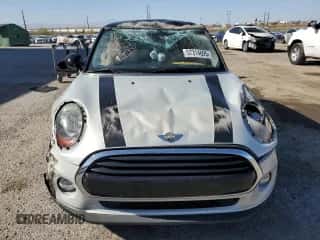 2017 MINI Hardtop Cooper with VIN WMWXP5C34H2F61072, listed as a Copart auction lot 57314695 with 46,693 mi miles and Salvage title. Bid and sale history available at DreamBid. Image 5.