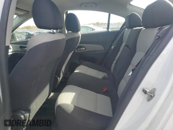 ✅ 2014 Chevrolet Cruze LS • VIN: 1G1PA5SG0E7275264 • Lot: 91307435. Listed on Copart with 81,652 mi. Free auction sales archive from the USA and detailed vehicle history report at DreamBid. Image 10.