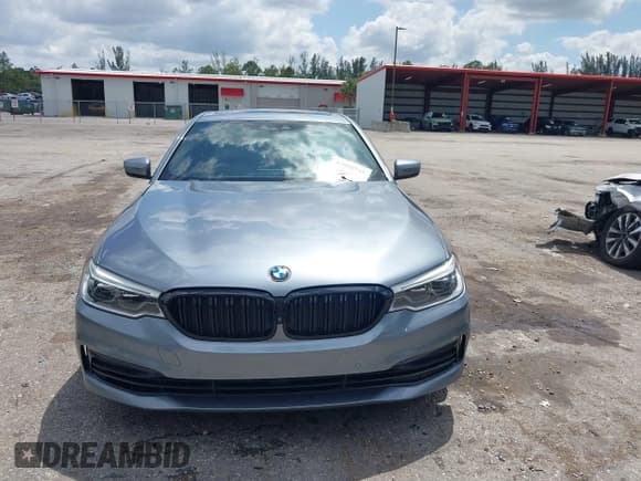 ✅ 2019 BMW 5 Series 540i • VIN: WBAJE5C51KBM76918 • Lot: 42000228. Listed on IAAI with 59,670 mi. Free auction sales archive from the USA and detailed vehicle history report at DreamBid. Image 12.