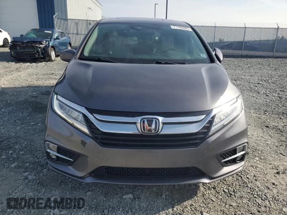 ✅ 2019 Honda Odyssey Touring • VIN: 5FNRL6H89KB504711 • Lot: 71705685. Listed on Copart with 54,276 mi. Free auction sales archive from the USA and detailed vehicle history report at DreamBid. Image 5.