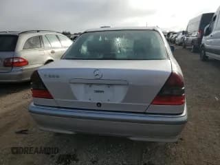 ✅ 1998 Mercedes-Benz C 230/260/280/320 • VIN: WDBHA23G1WA641776 • Lot: 90529385. Wystawiony na Copart z przebiegiem 58 173 mil. Bezpłatny archiwum sprzedaży aukcyjnych z USA i szczegółowy raport historii pojazdu na DreamBid. Zdjęcie 6.