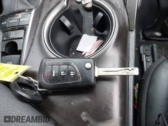 2022 Toyota Camry SE with VIN 4T1G11BK1NU068450, listed as a IAAI auction lot 42179167 with 41,013 mi miles and . Bid and sale history available at DreamBid. Image 11.