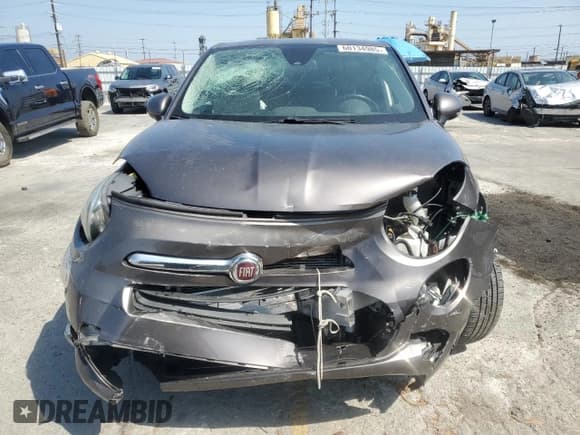 ✅ 2017 FIAT 500X Lounge • VIN: ZFBCFXDB7HP518161 • Lot: 60134985. Listed on Copart with 51,357 mi. Free auction sales archive from the USA and detailed vehicle history report at DreamBid. Image 5.