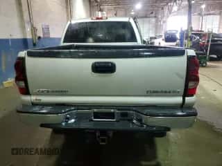 2004 Chevrolet Silverado 2500 LT с VIN 1GCGK23UX4F175037, выставлен на аукционе Copart как лот 86499924 с пробегом 89 384 миль миль и Чистый • Clean title. История ставок и продаж доступна на DreamBid. Изображение 6.