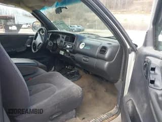 ✅ 1997 Dodge Dakota • VIN: 1B7GG23X0VS136400 • Lot: 41642514. Wystawiony na IAAI z przebiegiem 223 696 mil. Bezpłatny archiwum sprzedaży aukcyjnych z USA i szczegółowy raport historii pojazdu na DreamBid. Zdjęcie 5.