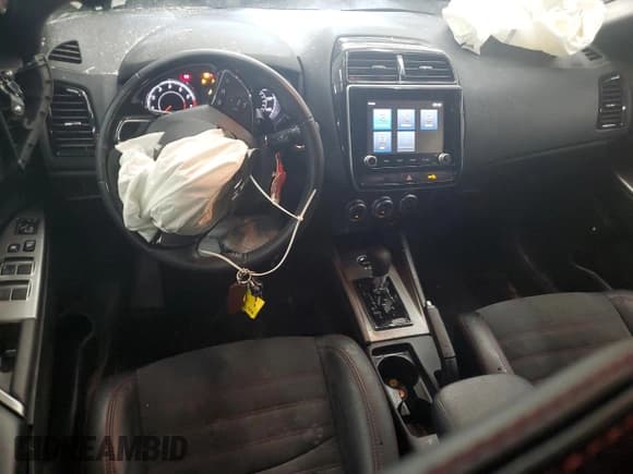 ✅ 2021 Mitsubishi Outlander GT • VIN: JA4ARVAW2MU029261 • Лот: 65011565. Опубликован ранее на Copart с пробегом 31 167 миль. Бесплатный доступ к архиву аукционных продаж из США и подробный отчёт об истории автомобиля на DreamBid. Изображение 8.