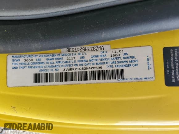 ✅ 2002 Volkswagen Beetle GL • VIN: 3VWBK21C52M428599 • Lot: 69605265. Listed on Copart with 140,454 mi. Free auction sales archive from the USA and detailed vehicle history report at DreamBid. Image 12.