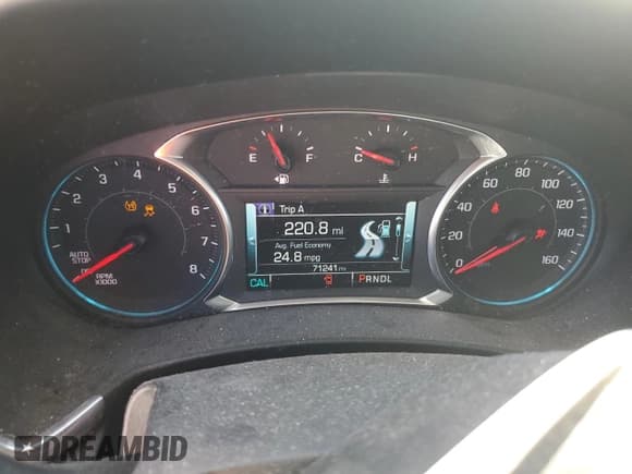 ✅ 2018 Chevrolet Equinox Premier • VIN: 2GNAXVEV8J6291798 • Lot: 86805175. Wystawiony na Copart z przebiegiem 71 241 mil. Bezpłatny archiwum sprzedaży aukcyjnych z USA i szczegółowy raport historii pojazdu na DreamBid. Zdjęcie 9.