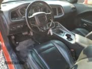 ✅ 2019 Dodge Challenger SXT • VIN: 2C3CDZAG3KH611192 • Lot: 64849844. Wystawiony na Copart z przebiegiem 57 231 mil. Bezpłatny archiwum sprzedaży aukcyjnych z USA i szczegółowy raport historii pojazdu na DreamBid. Zdjęcie 8.