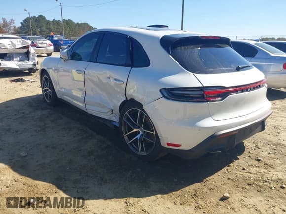 ✅ 2024 Porsche Macan • VIN: WP1AA2A5XRLB16064 • Лот: 43522912. Опубликован ранее на IAAI с пробегом 20 666 миль. Бесплатный доступ к архиву аукционных продаж из США и подробный отчёт об истории автомобиля на DreamBid. Изображение 3.