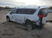 ✅ 2022 Chrysler Voyager LX • VIN: 2C4RC1CG0NR224279 • Лот: 91107755. Опубликован ранее на Copart с пробегом 18 488 миль. Бесплатный доступ к архиву аукционных продаж из США и подробный отчёт об истории автомобиля на DreamBid. Изображение 2.