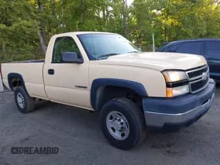 ✅ 2007 Chevrolet Silverado 2500HD Work Truck • VIN: 1GCHC24U97E115034 • Lot: 42288949. Wystawiony na IAAI z przebiegiem 108 638 mil. Bezpłatny archiwum sprzedaży aukcyjnych z USA i szczegółowy raport historii pojazdu na DreamBid. Zdjęcie 1.