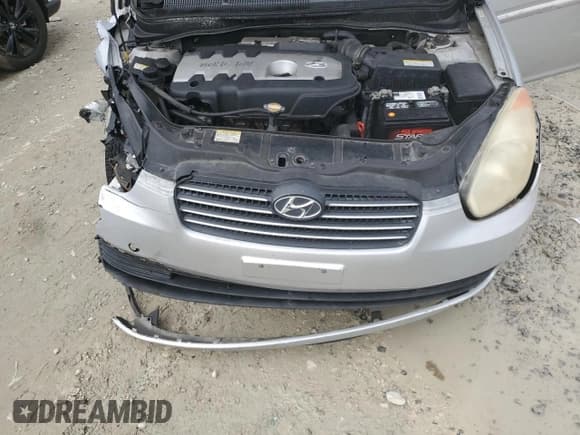 ✅ 2006 Hyundai Accent GLS • VIN: KMHCN46C06U047601 • Лот: 41873365. Опубликован ранее на Copart с пробегом 163 812 миль. Бесплатный доступ к архиву аукционных продаж из США и подробный отчёт об истории автомобиля на DreamBid. Изображение 11.