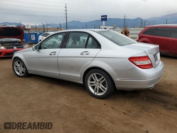 ✅ 2011 Mercedes-Benz C 300 Sport • VIN: WDDGF8BBXBR148137 • Lot: 82447305. Wystawiony na Copart z przebiegiem Nie podano. Bezpłatny archiwum sprzedaży aukcyjnych z USA i szczegółowy raport historii pojazdu na DreamBid. Zdjęcie 2.