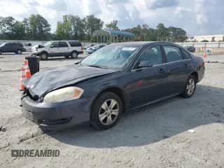2013 Chevrolet Impala LS z VIN 2G1WA5E38D1198966, wystawiony jako Copart lot #69469175 z przebiegiem 177 701 mil mil oraz Szkoda całkowita • Salvage title. Historia ofert i sprzedaży dostępna na DreamBid. Obrazek 1.