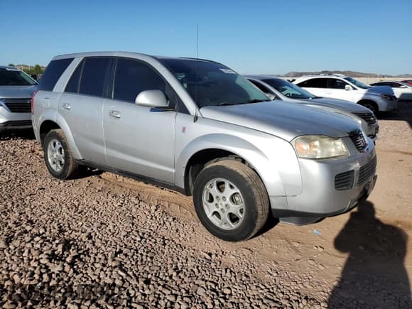 ✅ 2006 Saturn VUE • VIN: 5GZCZ53496S835010 • Lot: 57467345. Wystawiony na Copart z przebiegiem 127 636 mil. Bezpłatny archiwum sprzedaży aukcyjnych z USA i szczegółowy raport historii pojazdu na DreamBid. Zdjęcie 4.