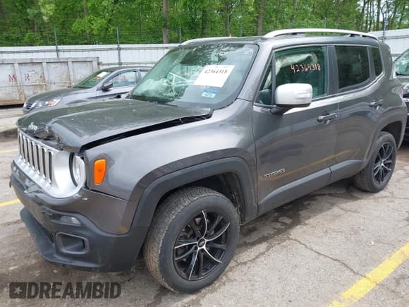 ✅ 2016 Jeep Renegade Limited • VIN: ZACCJBDT3GPD23151 • Lot: 42364318. Listed on IAAI with 103,915 mi. Free auction sales archive from the USA and detailed vehicle history report at DreamBid. Image 17.