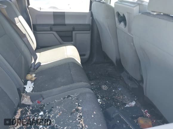 ✅ 2015 Ford F-150 XLT • VIN: 1FTEW1EP0FFC89631 • Lot: 42101748. Listed on IAAI with 120,364 mi. Free auction sales archive from the USA and detailed vehicle history report at DreamBid. Image 8.