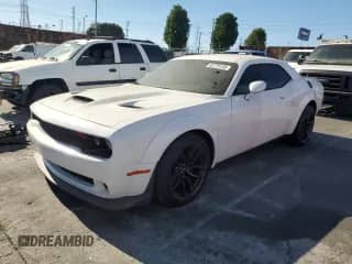 ✅ 2021 Dodge Challenger R/T Scat Pack • VIN: 2C3CDZFJ5MH684149 • Lot: 62776145. Wystawiony na Copart z przebiegiem 32 983 mil mil. Skorzystaj z bezpłatnego archiwum sprzedaży aukcyjnych z USA i zobacz szczegółowy raport historii pojazdu na DreamBid. Zdjęcie 1.