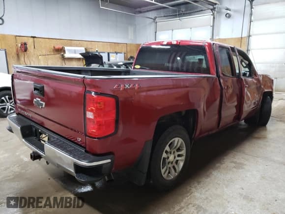 ✅ 2018 Chevrolet Silverado 1500 LT • VIN: 1GCVKRECXJZ302724 • Лот: 83765325. Опубликован ранее на Copart с пробегом 139 002 миль. Бесплатный доступ к архиву аукционных продаж из США и подробный отчёт об истории автомобиля на DreamBid. Изображение 3.