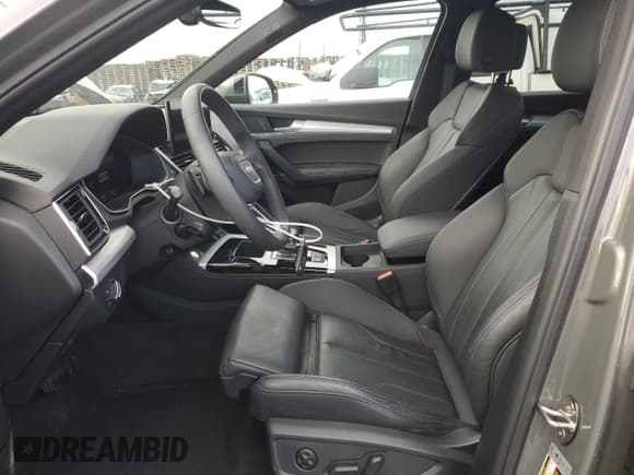 ✅ 2024 Audi Q5 S line Premium Plus • VIN: WA1EAAFY6R2053223 • Lot: 82700175. Listed on Copart with 16,643 mi. Free auction sales archive from the USA and detailed vehicle history report at DreamBid. Image 7.
