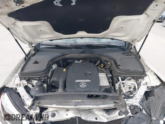 ✅ 2018 Mercedes-Benz GLC 300 • VIN: WDC0G4JB4JV038378 • Lot: 43081535. Wystawiony na IAAI z przebiegiem 81 427 mil. Bezpłatny archiwum sprzedaży aukcyjnych z USA i szczegółowy raport historii pojazdu na DreamBid. Zdjęcie 10.