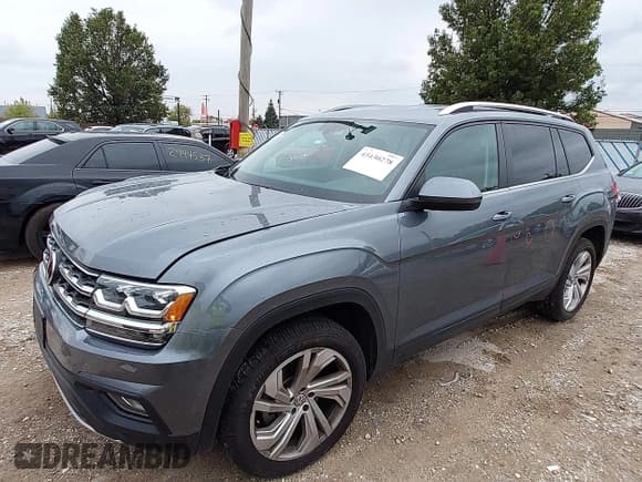 ✅ 2019 Volkswagen Atlas SE • VIN: 1V2DR2CA0KC539449 • Lot: 43430278. Listed on IAAI with 46,961 mi. Free auction sales archive from the USA and detailed vehicle history report at DreamBid. Image 2.