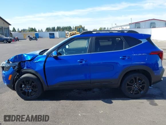 ✅ 2024 Kia Seltos X-Line • VIN: KNDEUCA78R7562224 • Lot: 43289779. Listed on IAAI with 25,405 mi. Free auction sales archive from the USA and detailed vehicle history report at DreamBid. Image 14.