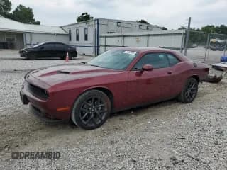 ✅ 2023 Dodge Challenger SXT • VIN: 2C3CDZAG2PH693357 • Lot: 71368495. Wystawiony na Copart z przebiegiem 20 127 mil. Bezpłatny archiwum sprzedaży aukcyjnych z USA i szczegółowy raport historii pojazdu na DreamBid. Zdjęcie 1.