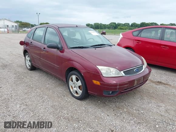 ✅ 2007 Ford Focus S • VIN: 1FAHP37N37W185191 • Lot: 42914882. Listed on IAAI with Not provided. Free auction sales archive from the USA and detailed vehicle history report at DreamBid. Image 1.